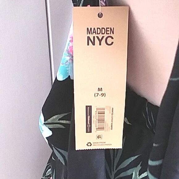 Madden NYC Tropical Flowers Bare Midriff Romper - Picture 11 of 13